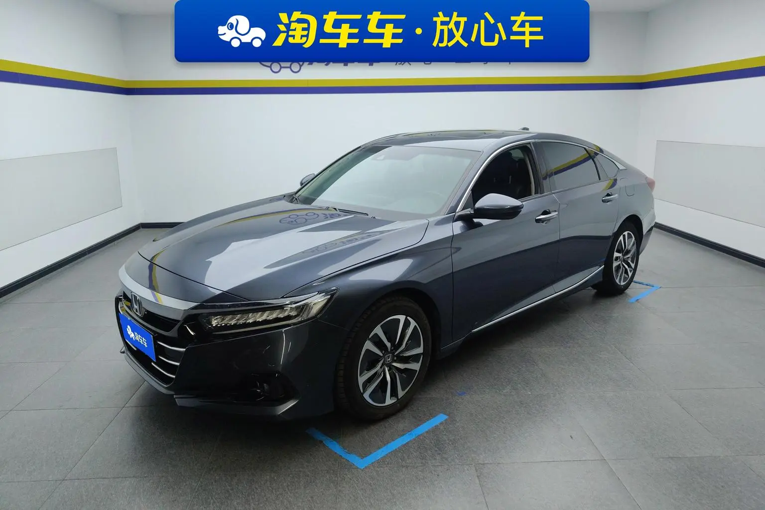 Main__Slider__Photo:undefined undefined 2022-0