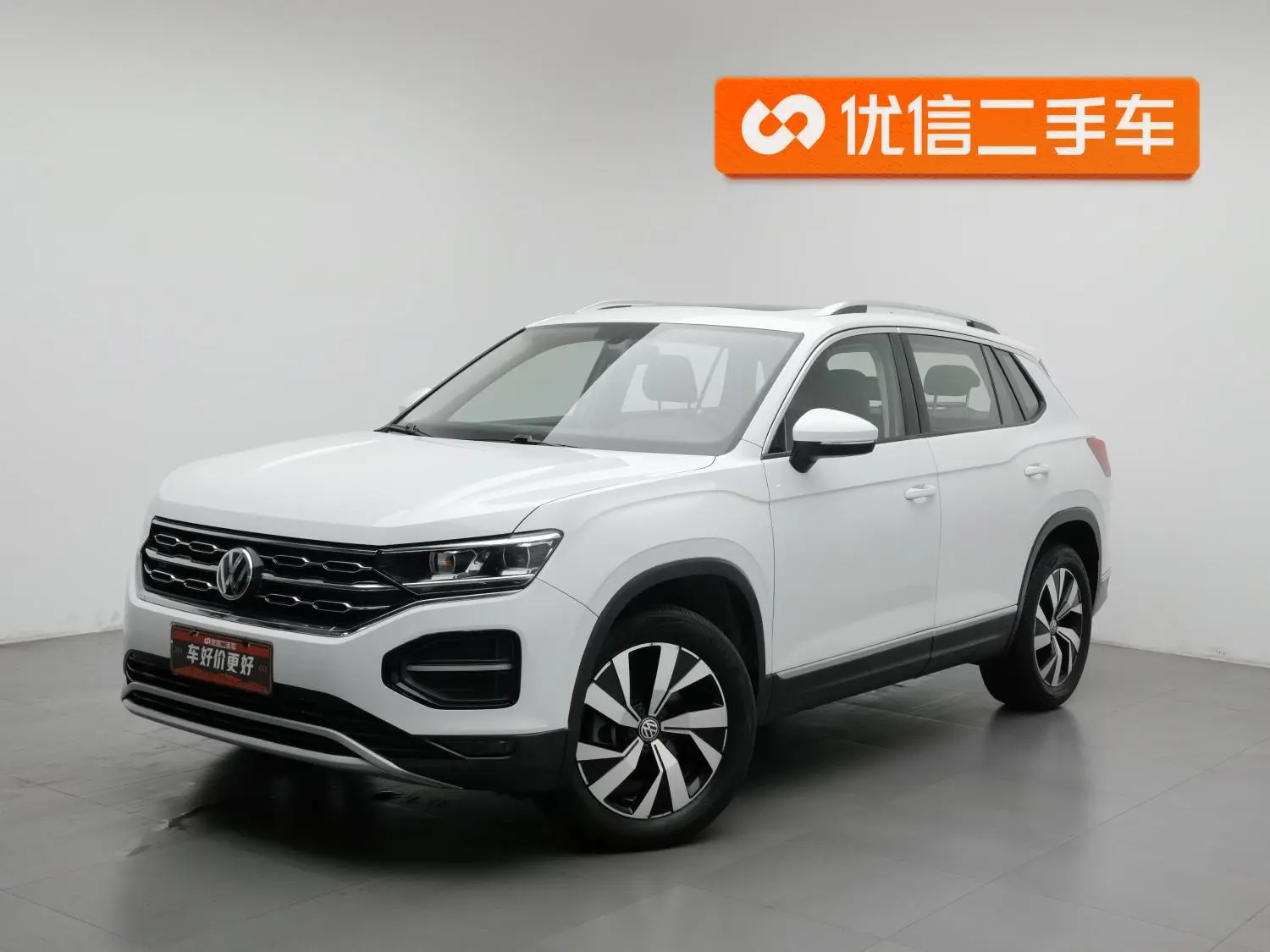 Main__Slider__Photo:undefined undefined 2019-0