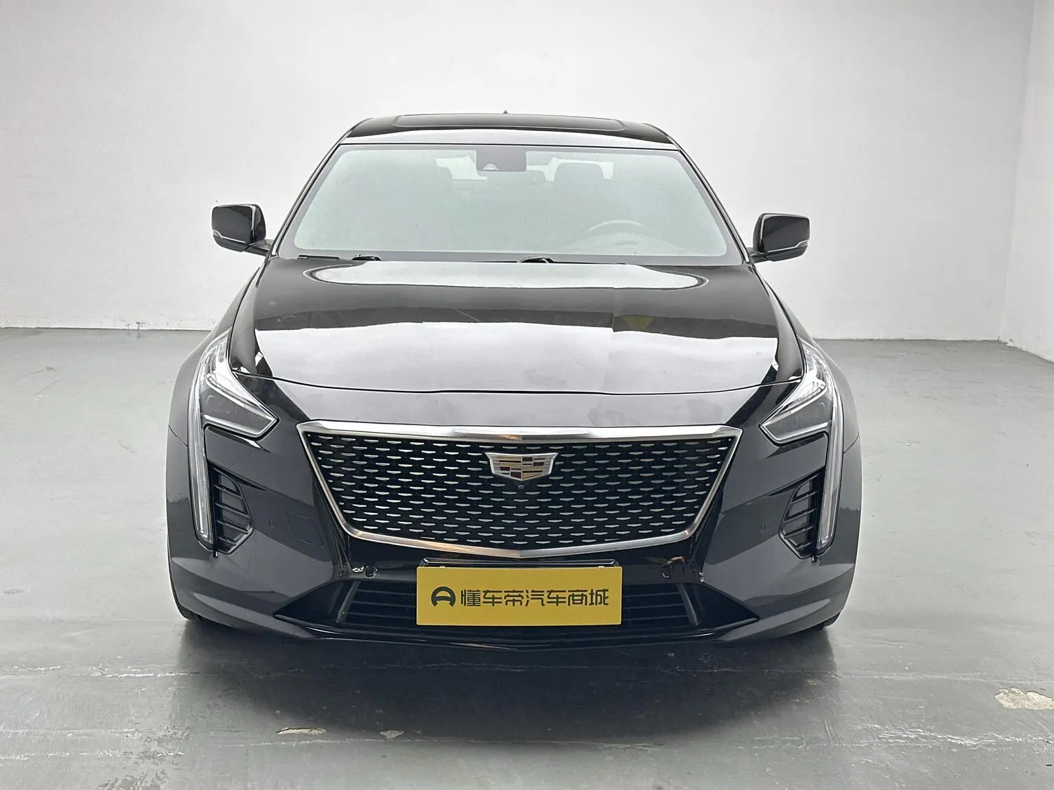 Main__Slider__Photo:undefined undefined 2019-1