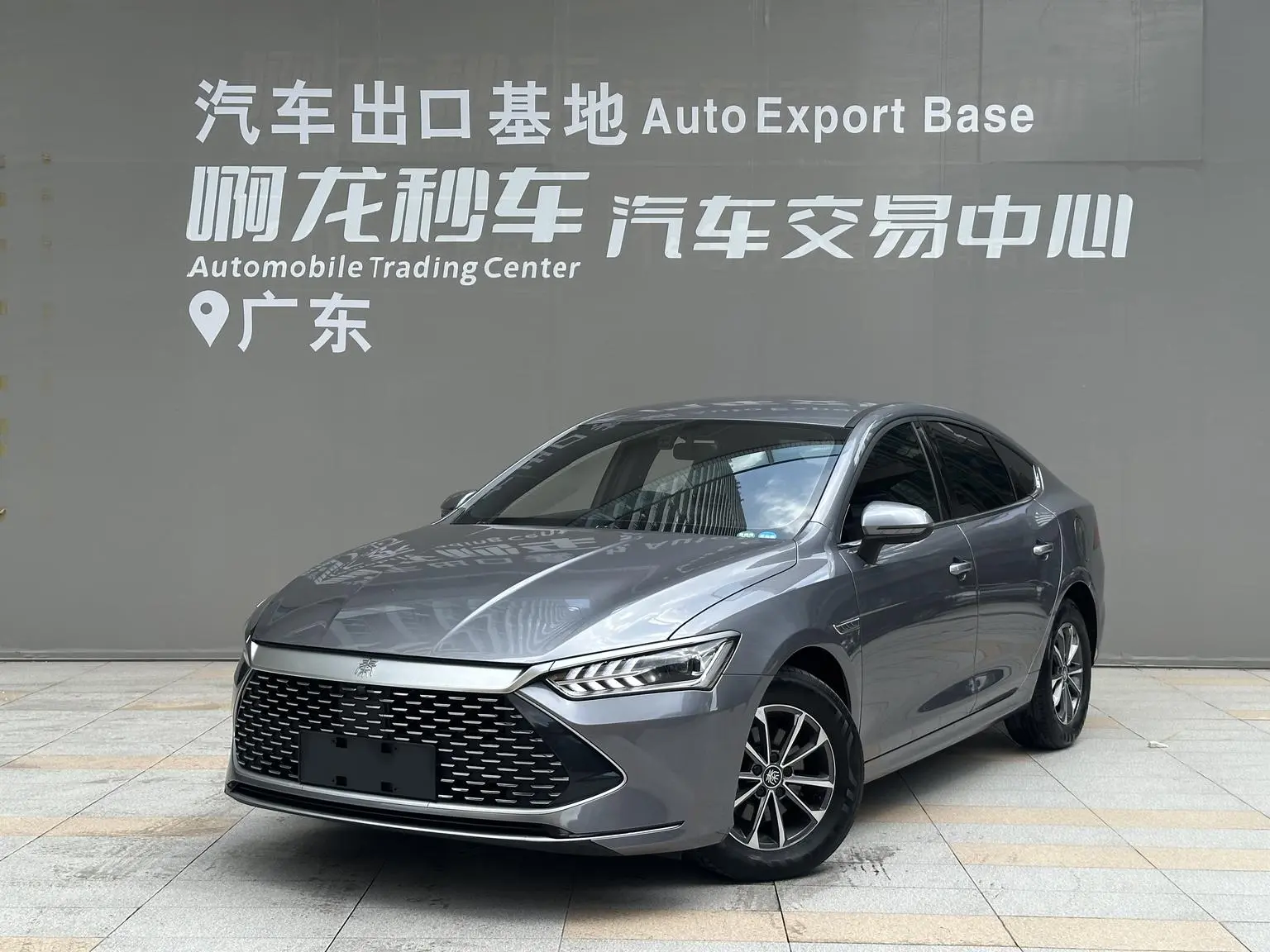 Main__Slider__Photo:undefined undefined 2023-0