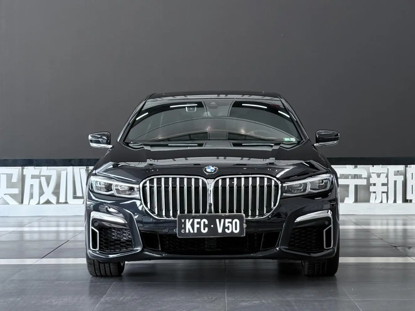 Main__Slider__Photo:undefined undefined 2019-1