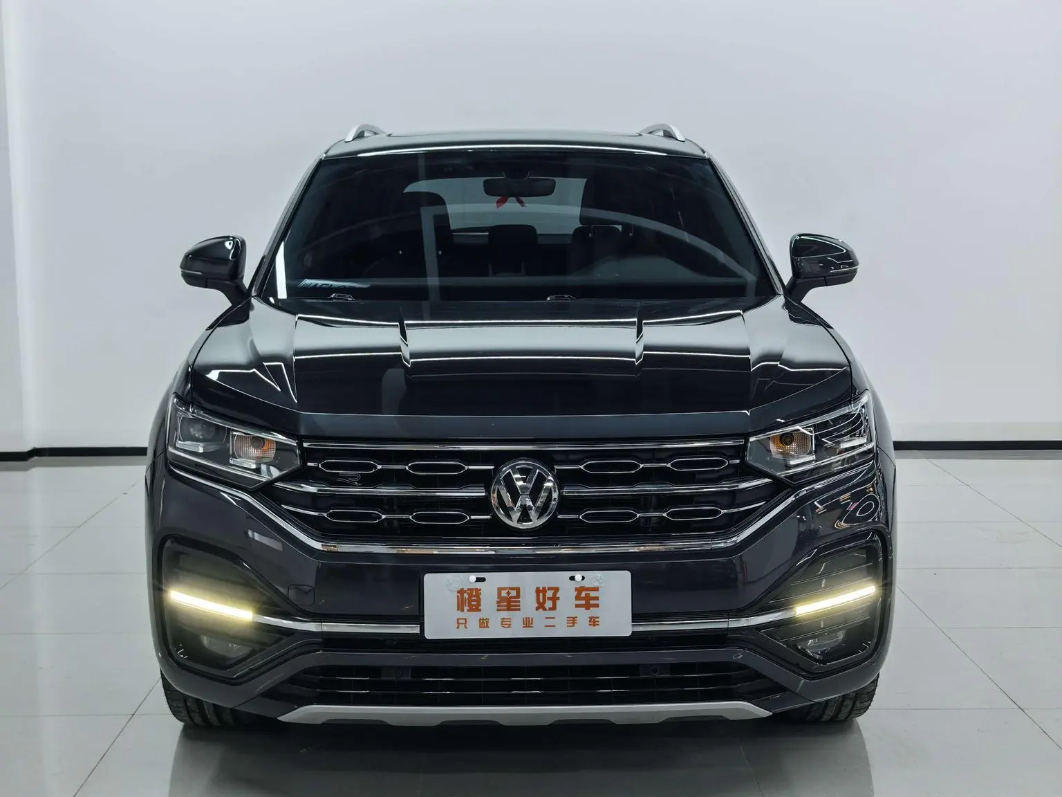 Main__Slider__Photo:undefined undefined 2020-1