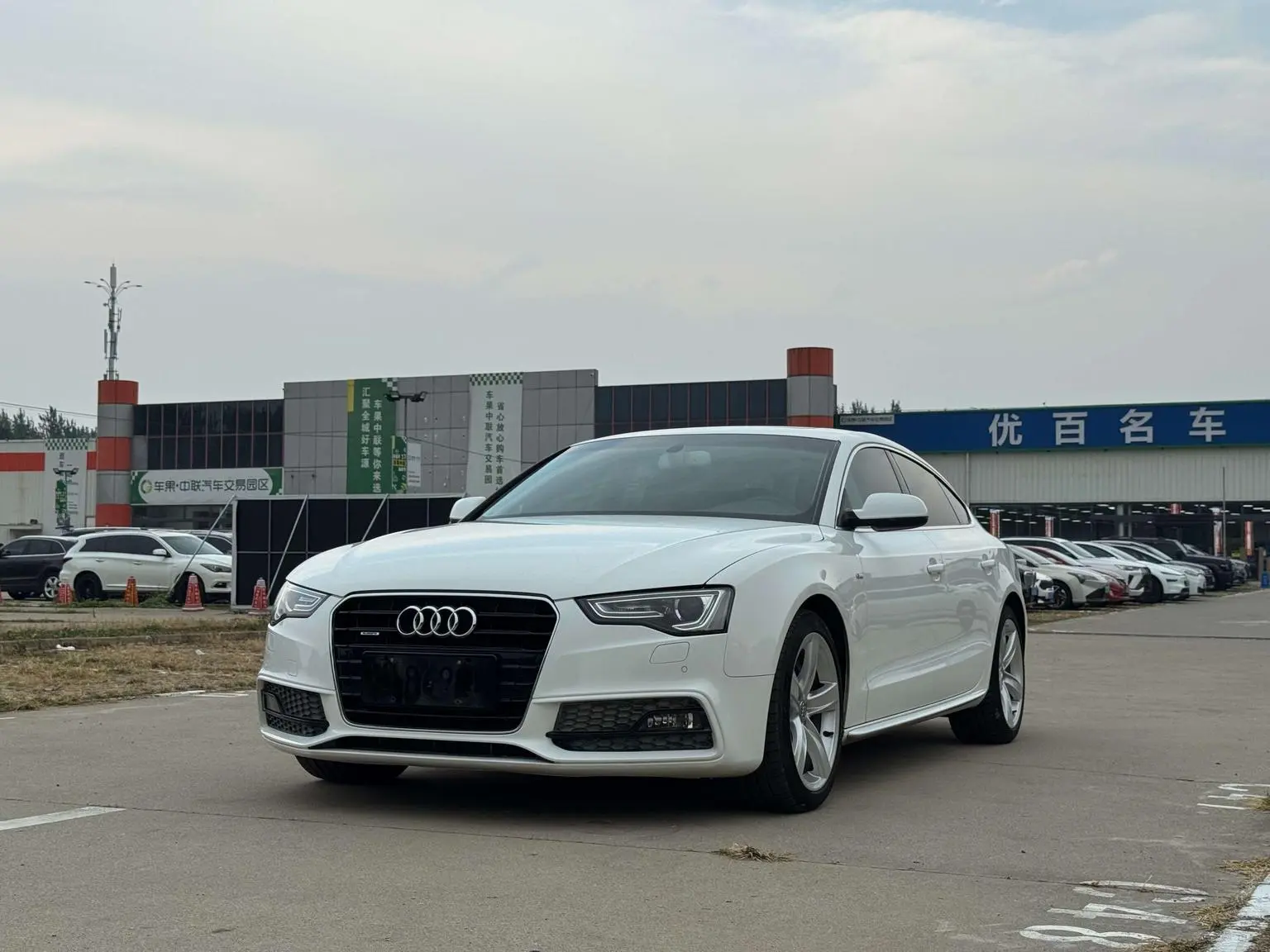 Main__Slider__Photo:undefined undefined 2013-0