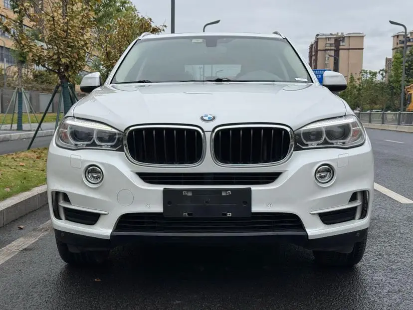 Main__Slider__Photo:undefined undefined 2014-1