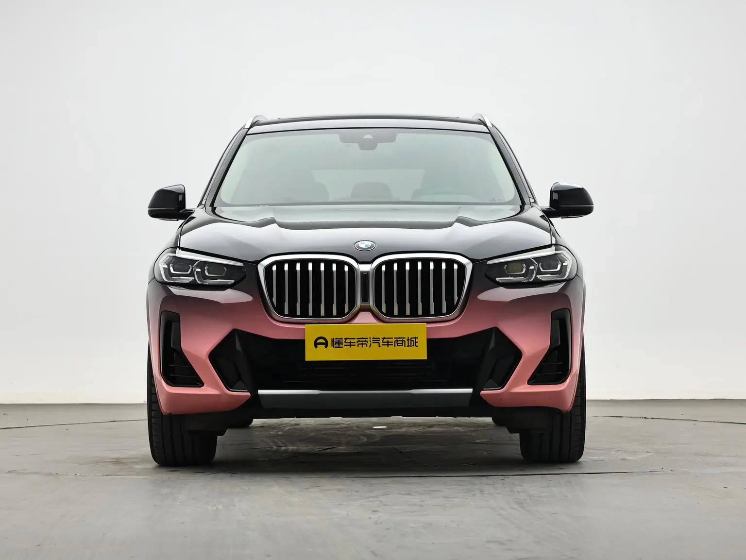 Main__Slider__Photo:undefined undefined 2022-1