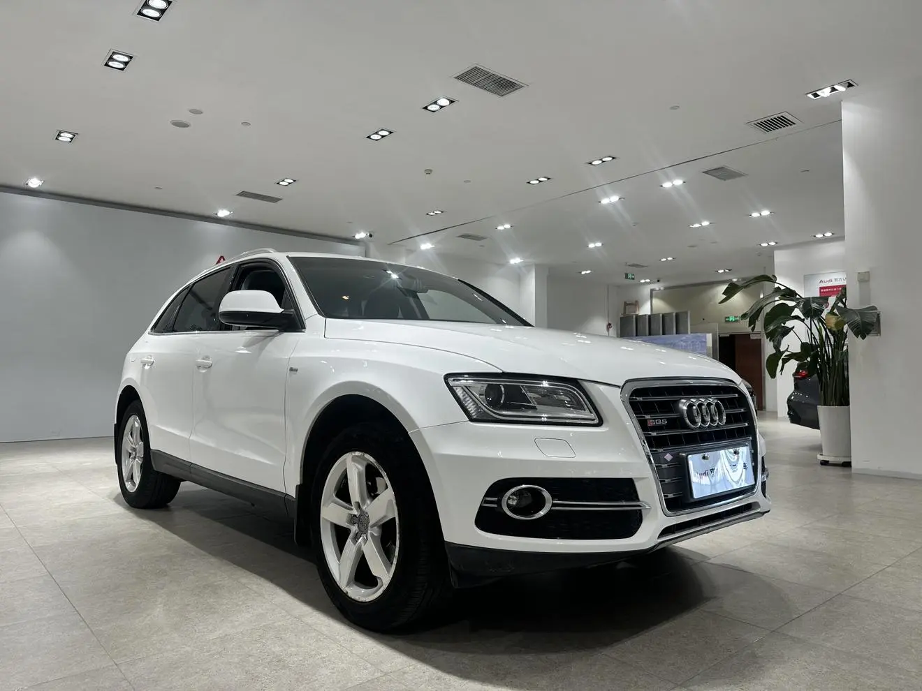 Main__Slider__Photo:undefined undefined 2013-1