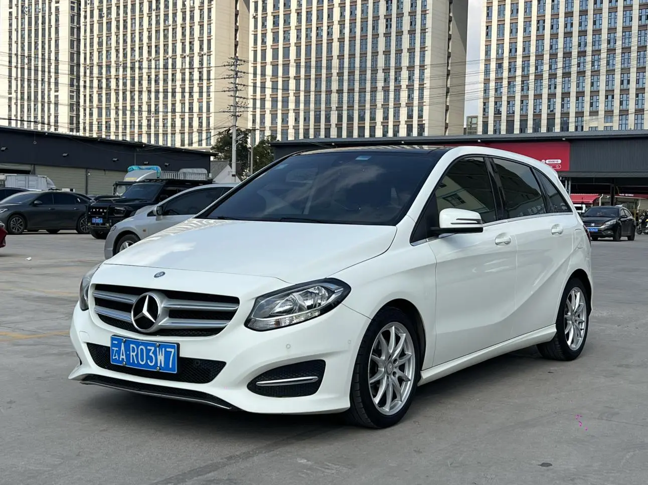 Main__Slider__Photo:undefined undefined 2015-0