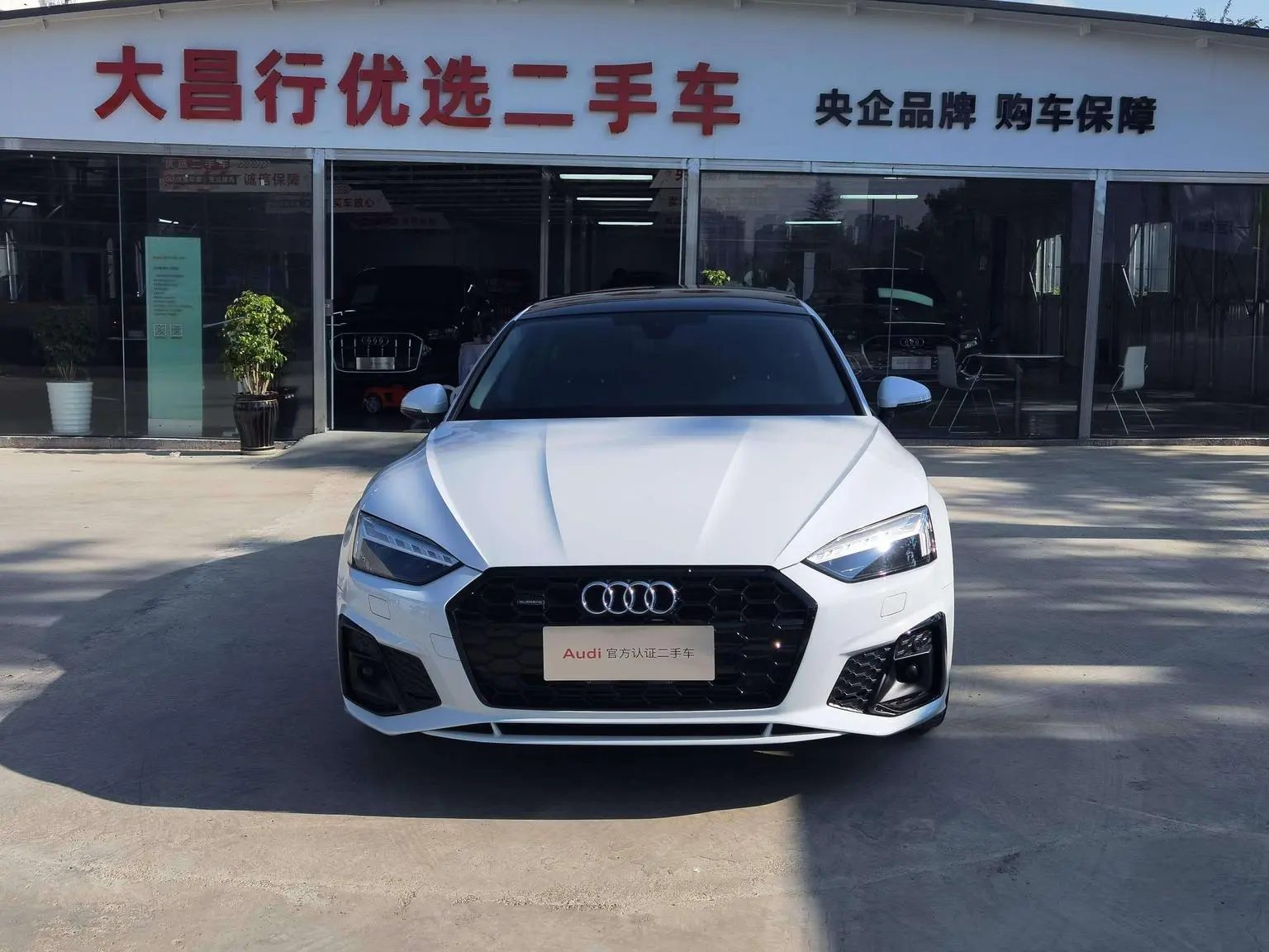 Main__Slider__Photo:undefined undefined 2023-1