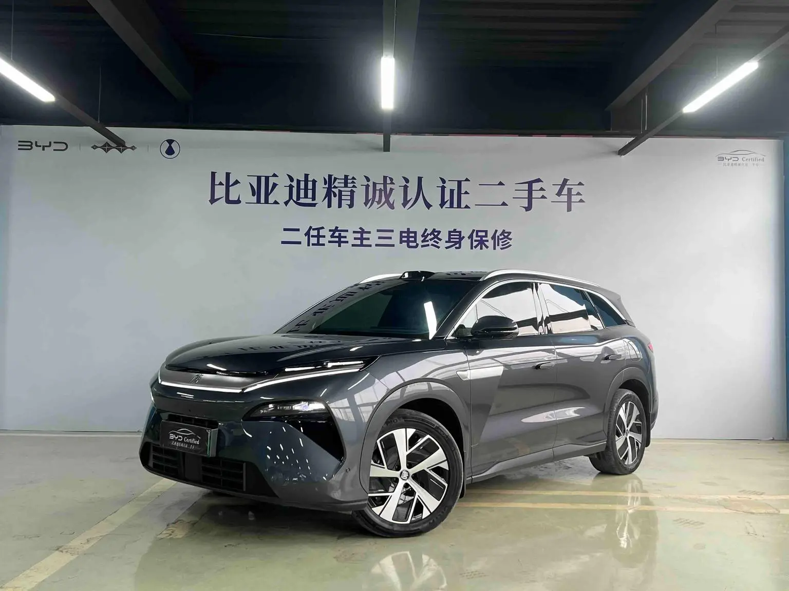 Main__Slider__Photo:undefined undefined 2025-0