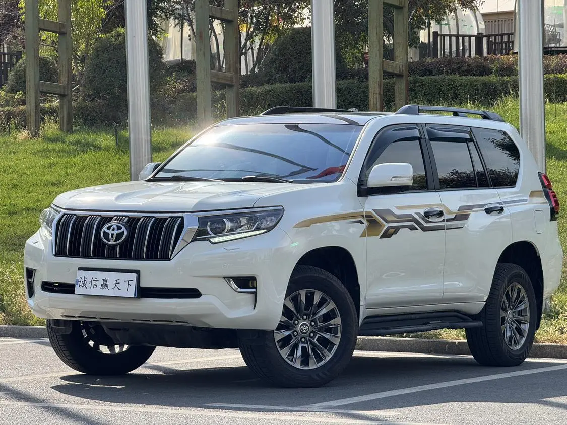 Main__Slider__Photo:undefined undefined 2019-0