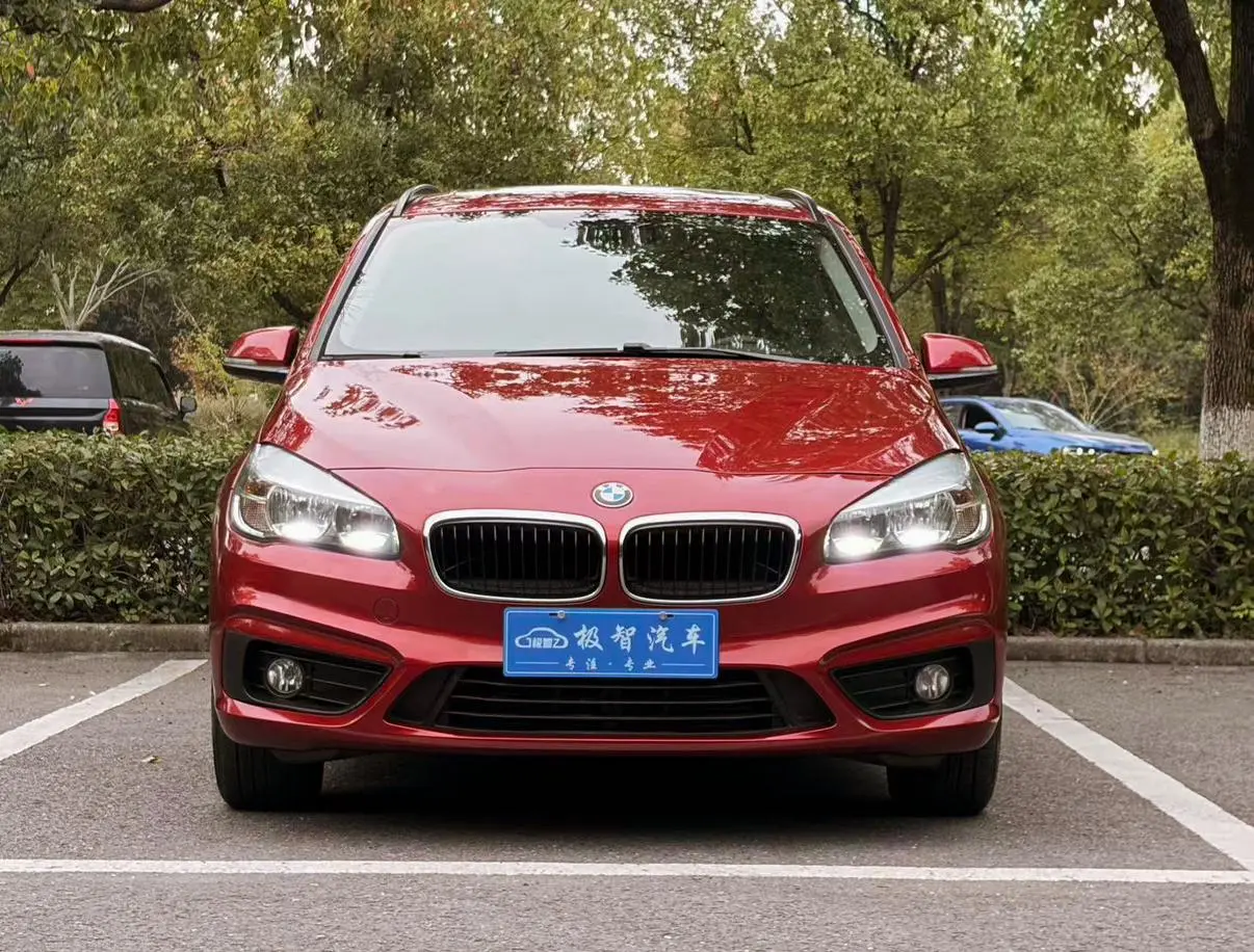 Main__Slider__Photo:undefined undefined 2015-1