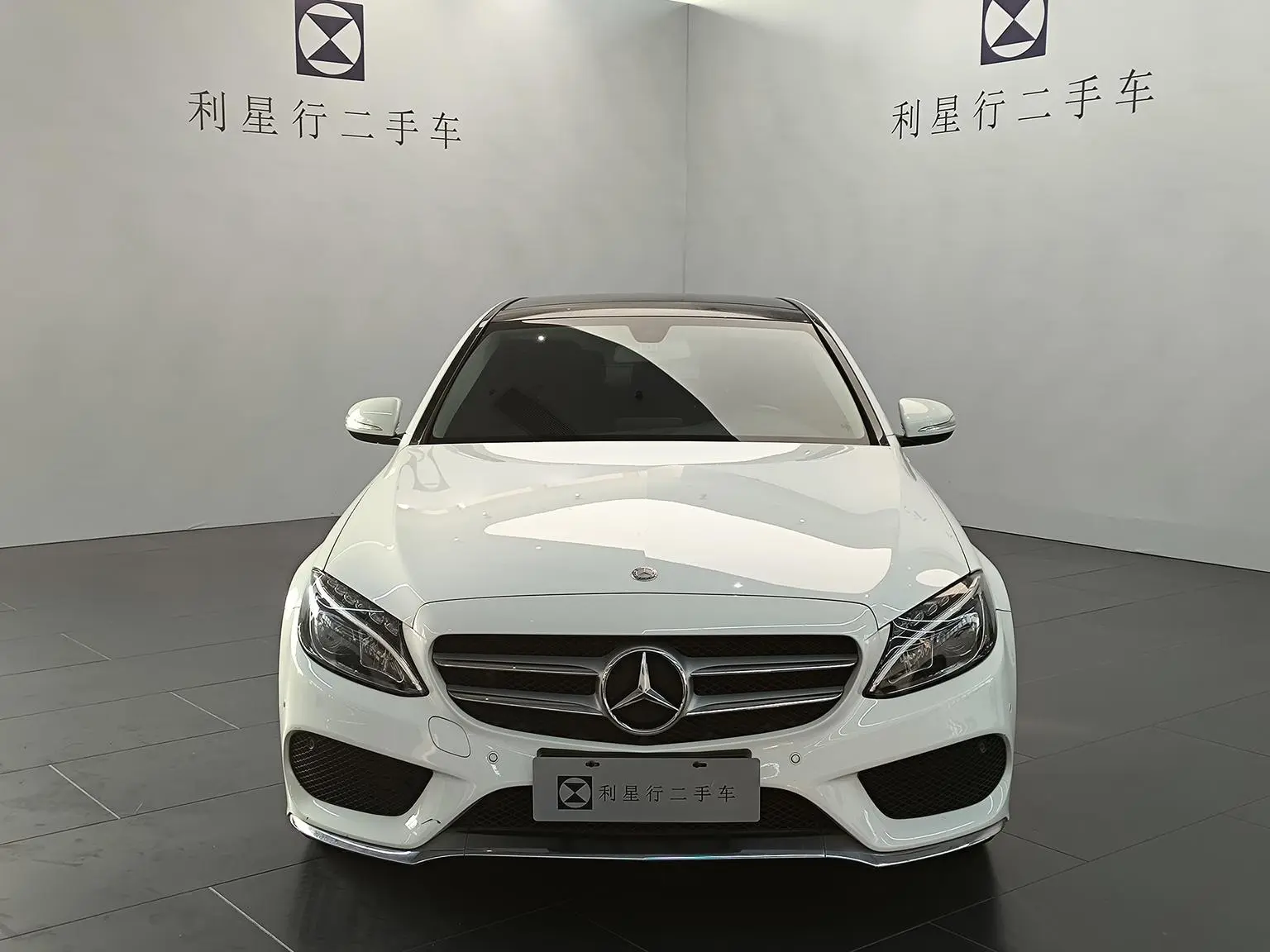 Main__Slider__Photo:undefined undefined 2017-1