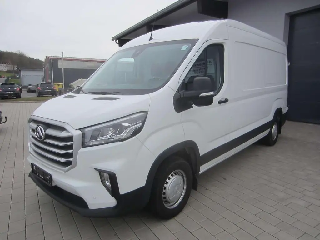 Main__Slider__Photo:Maxus Deliver 9 11/2022-0