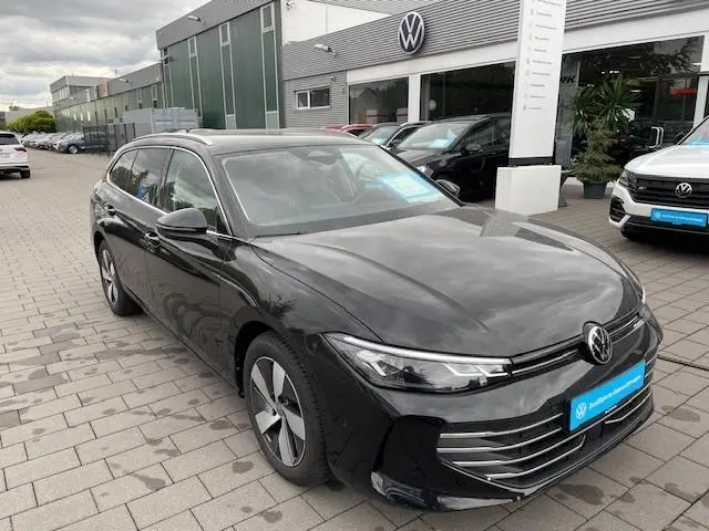 Main__Slider__Photo:Volkswagen Passat Variant 1.5 eTSI Mildhybrid Navi 360°Kame 09/2024-1