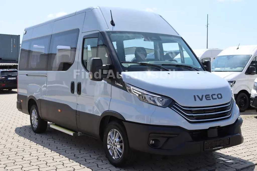 Main__Slider__Photo:Iveco Other Daily 35S18HA 3.0L *MOBILITY*BUS*9-SITZER*AUTOM* null-0