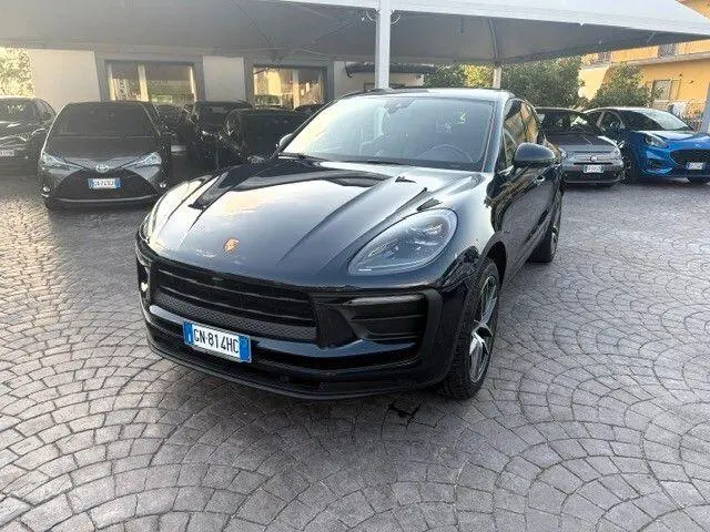 Main__Slider__Photo:Porsche Macan PORSCHE Macan 2.0 03/2023-1