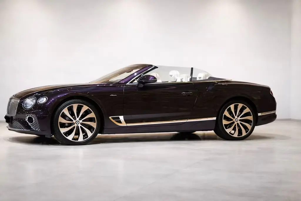 Main__Slider__Photo:Bentley Continental GTC AZURE V8 STOCK - MY 2024 01/2024-0