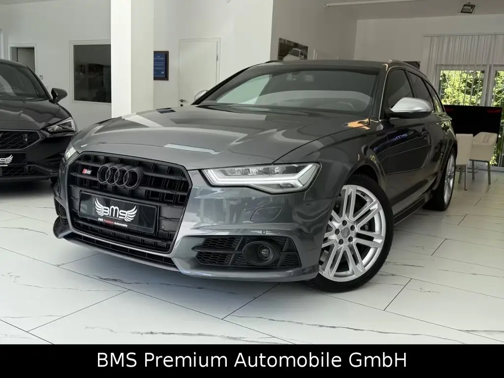 Main__Slider__Photo:Audi S6 Avant 4.0 TFSI quattro 08/2016-0