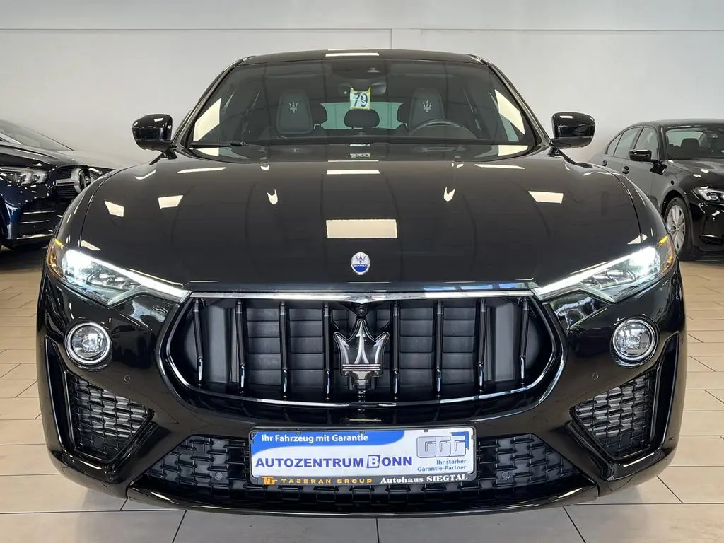 Main__Slider__Photo:Maserati Levante Modena S Pano. Leder Harman/Kardon ACC 06/2022-0