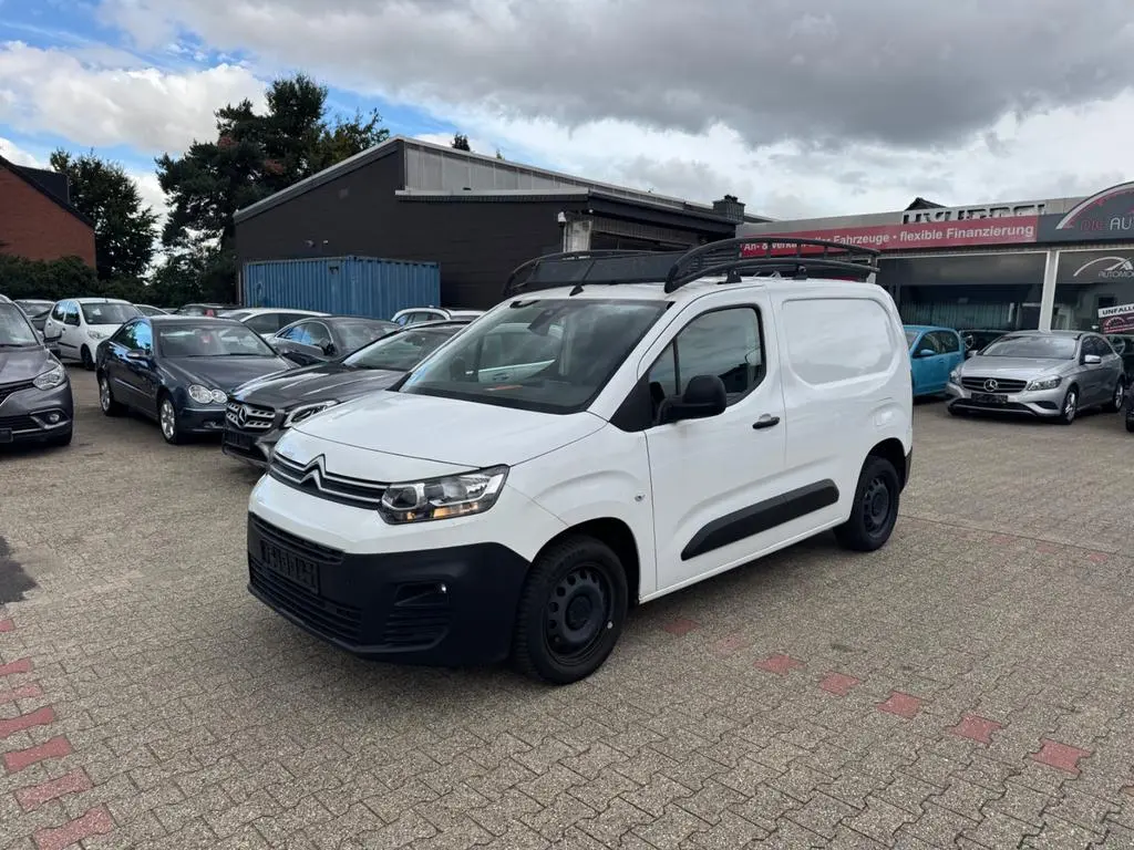 Main__Slider__Photo:Citroën Berlingo Kasten AUTOMATIK 1.HD Klima PDC 11/2020-0