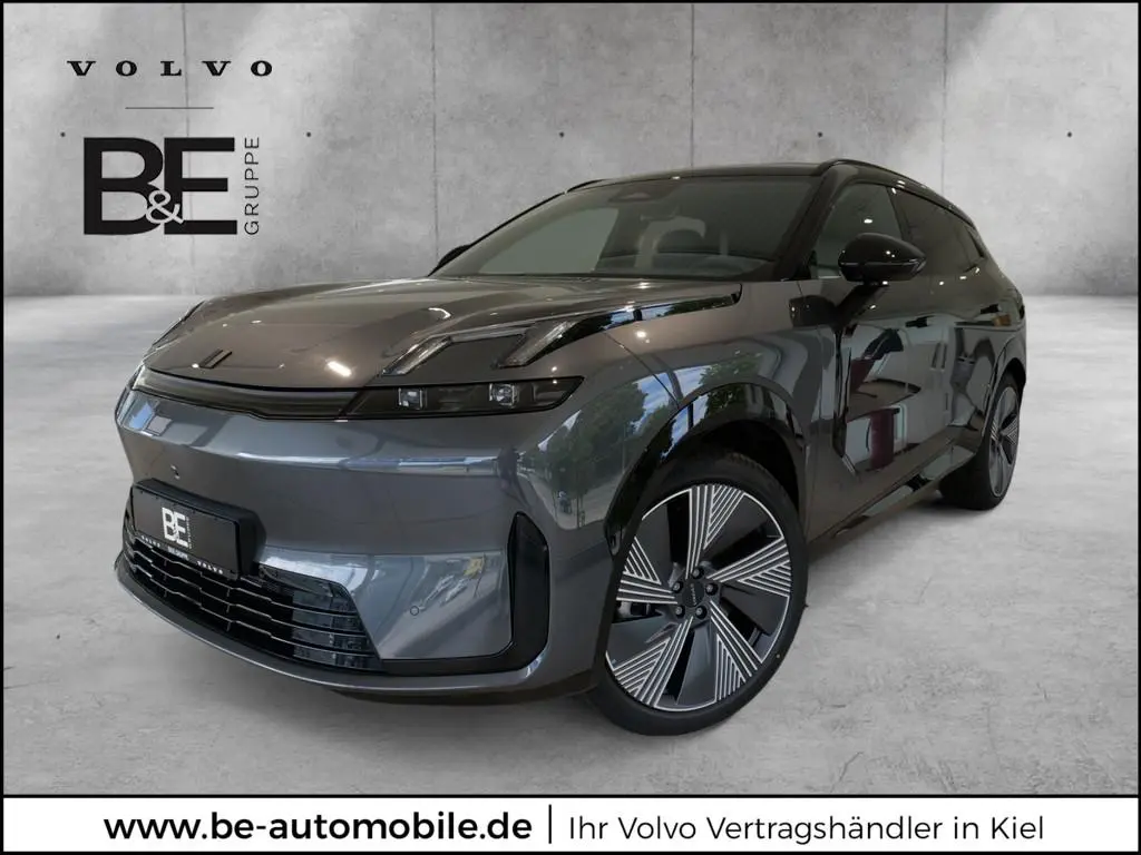 Main__Slider__Photo:Lynk&Co 08 More KAMERA NAVI ACC AKTIVSITZE LED PANO 360° 08/2025-0