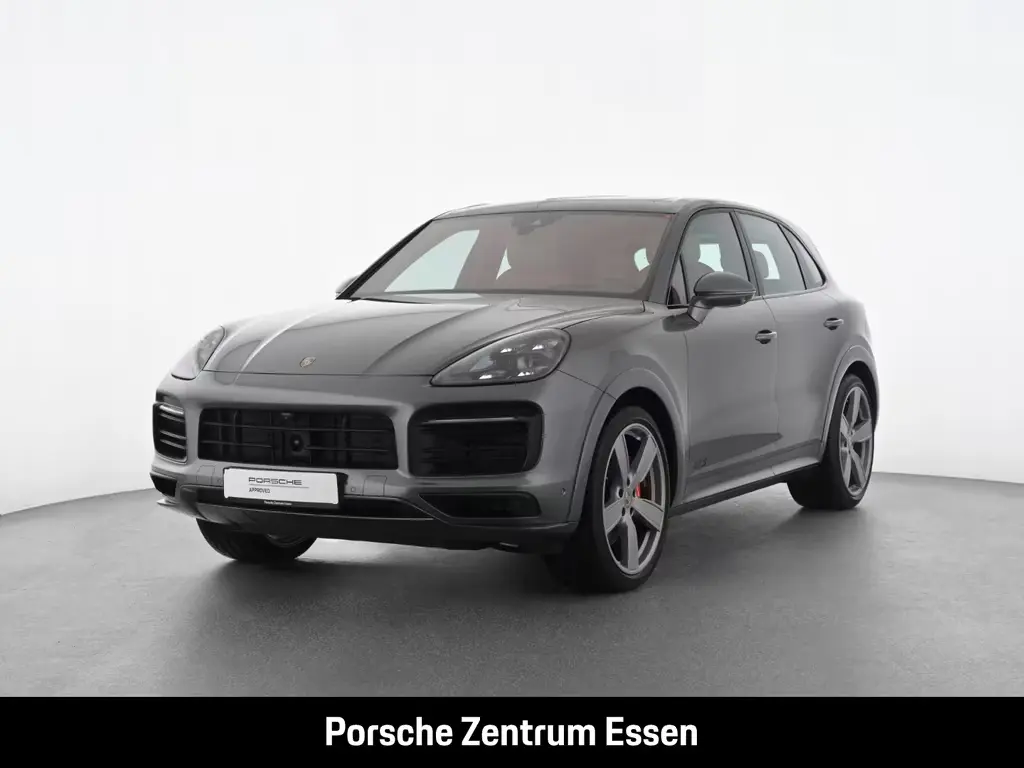 Main__Slider__Photo:Porsche Cayenne GTS / Hinterachslenkung PDCC Soft-Close- 11/2020-0