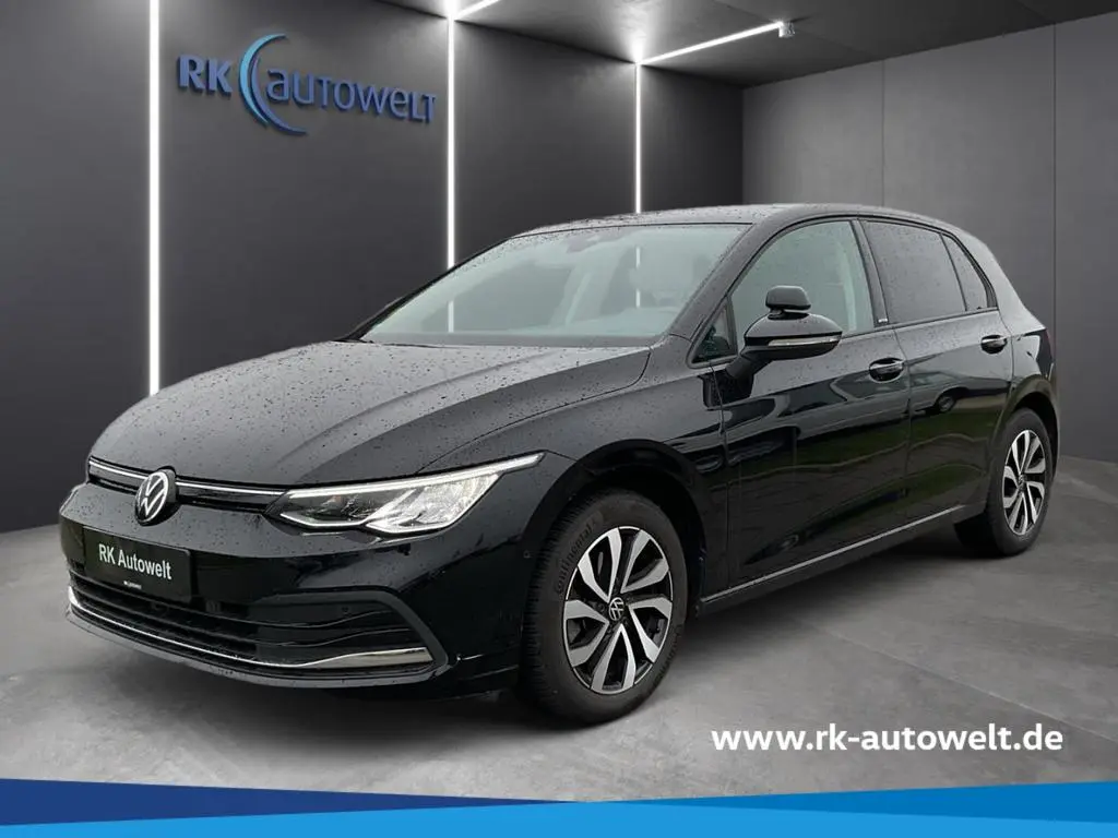 Main__Slider__Photo:Volkswagen Golf 8 VIII Active 1.5 eTSI AHK-klappbar Navi Ap 10/2021-0