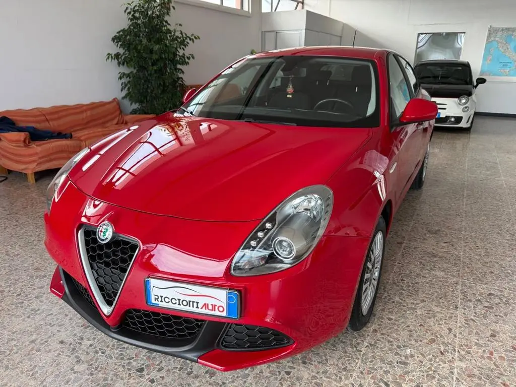 Main__Slider__Photo:Alfa Romeo Giulietta 1.6 JTDm 120 CV 2020 11/2020-0
