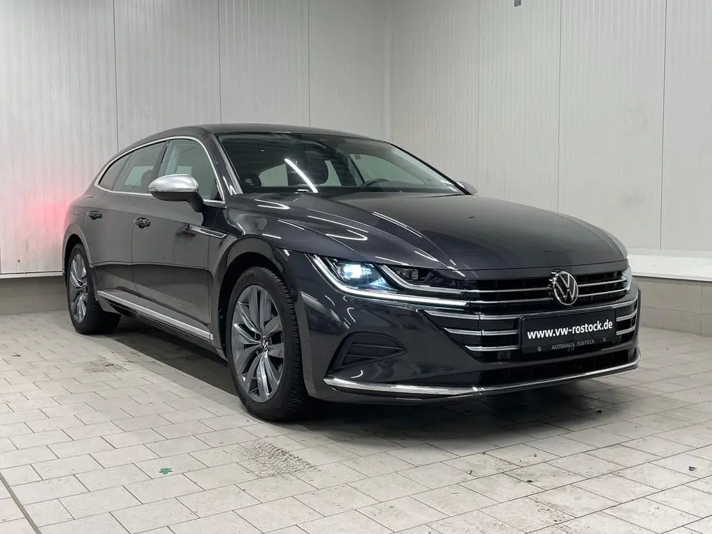 Main__Slider__Photo:Volkswagen Arteon Shootingbrake Elegance 4Motion 2.0 TDI DS 09/2024-1