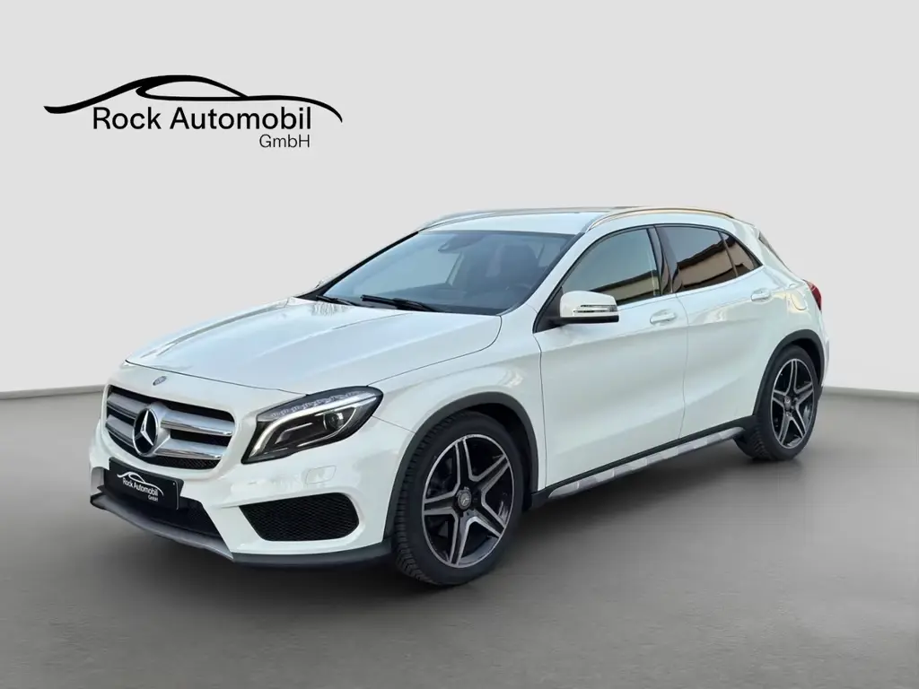 Main__Slider__Photo:Mercedes-Benz GLA-Class 250 AMG Line Rückfahrkamera *Garantie* 12/2014-0