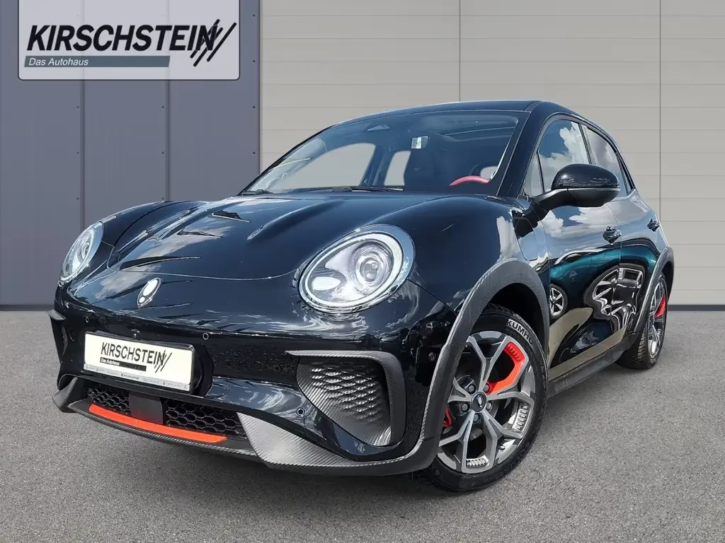 Main__Slider__Photo:ORA Funky Cat GT Starry Black Allwetterreifen Pano M 08/2023-0