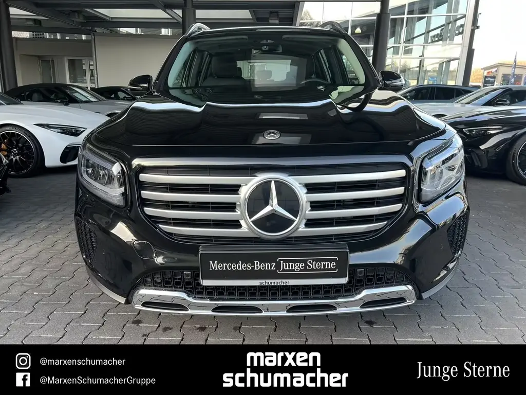Main__Slider__Photo:Mercedes-Benz GLB 220 4M Progressive Kamera+Winter+Spiegel+LED 09/2024-1