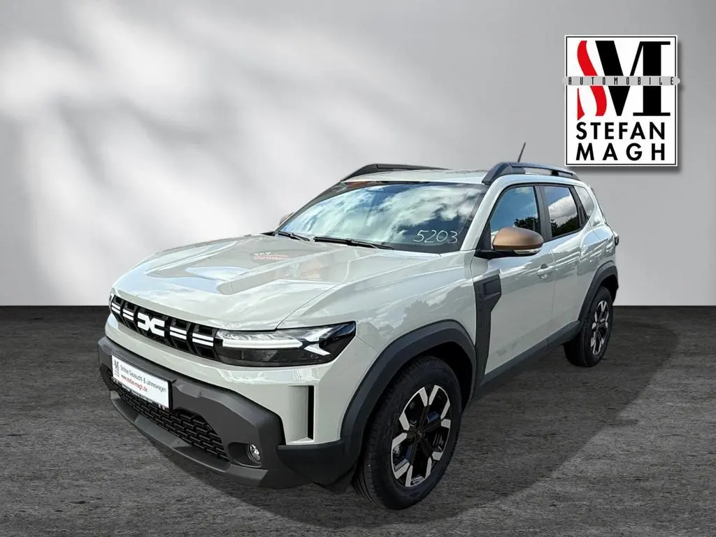 Main__Slider__Photo:Dacia Duster III 1.2 TCe 130 MHEV Extreme Kamera CarPl 03/2025-0