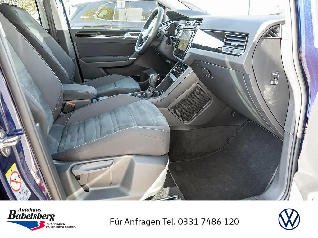 Main__Slider__Photo:Volkswagen Touran 2.0TDI DSG LED NAVI AHK ACC PANORAMA 01/2025-1