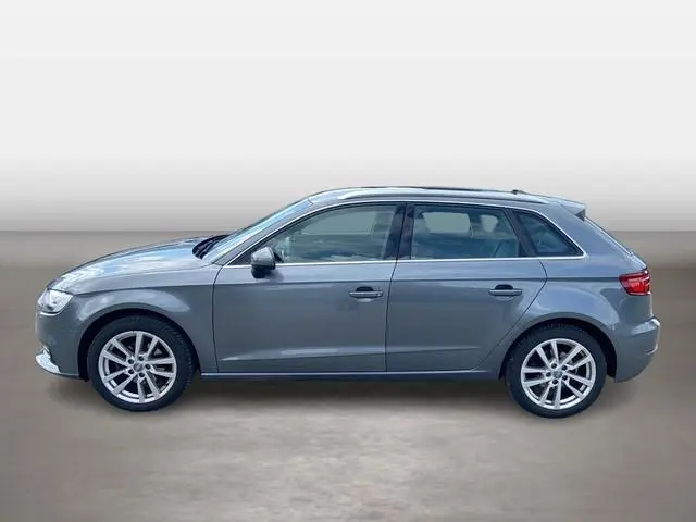 Main__Slider__Photo:Audi A3 Sportback 35TFSI design LED Scheinwerfer, Nav 01/2019-1