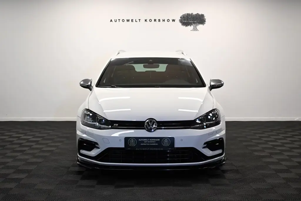Main__Slider__Photo:Volkswagen Golf 7 R 4M *MATRIX*DYNAUDIO*DCC*VIRTUAL*ACC*SHZ 12/2017-1