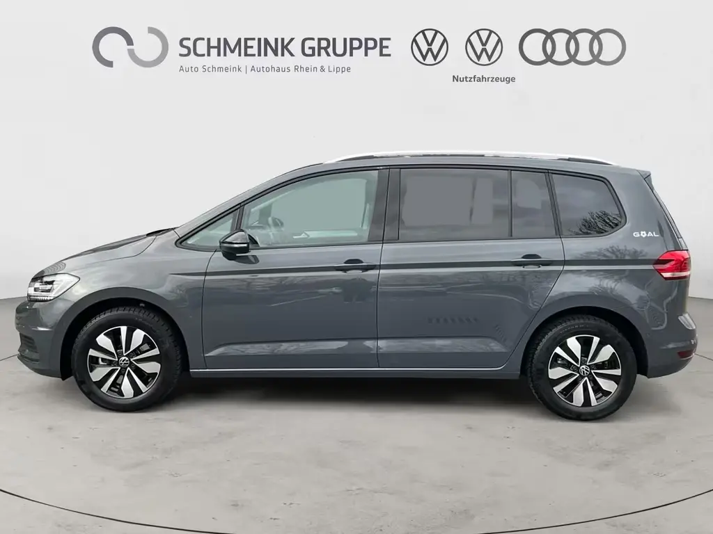 Main__Slider__Photo:Volkswagen Touran 1.5 TSI DSG GOAL Allwetterreifen AHK Navi 05/2025-1