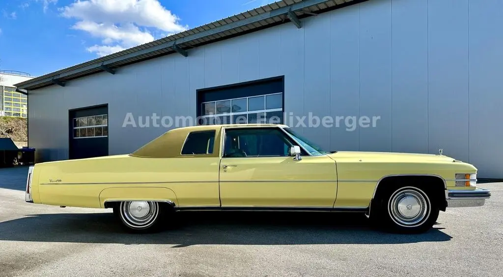 Main__Slider__Photo:Cadillac Coupe deville One of a Kind 33´000miles 07/1974-0
