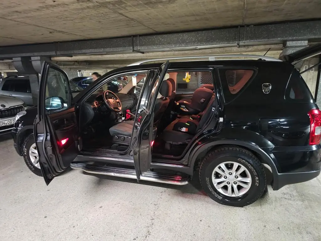 Main__Slider__Photo:Ssangyong REXTON 2.2 Diesel e-XDi 220 Quartz 4WD Quartz 10/2013-0
