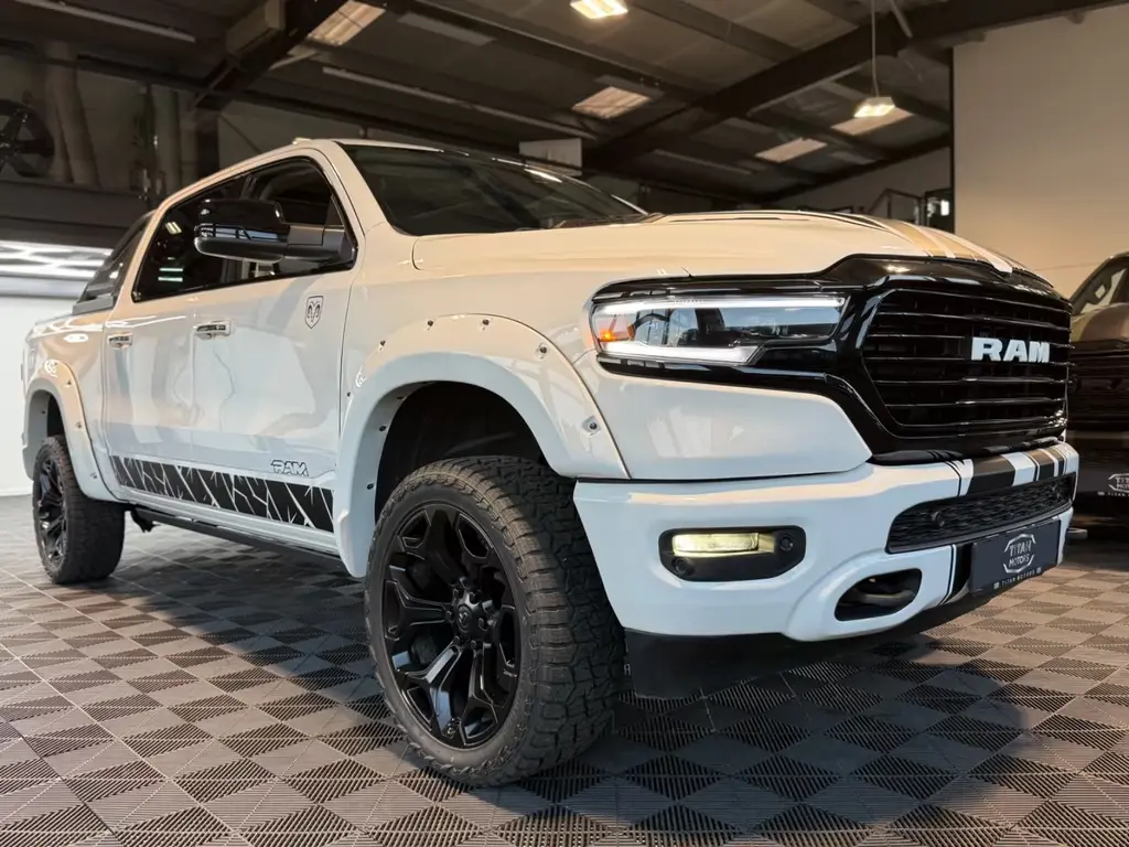 Main__Slider__Photo:Dodge RAM 1500 5.7 LIMITED/SPORT/HK/PANO/LUFT/10Anniv. 04/2022-0