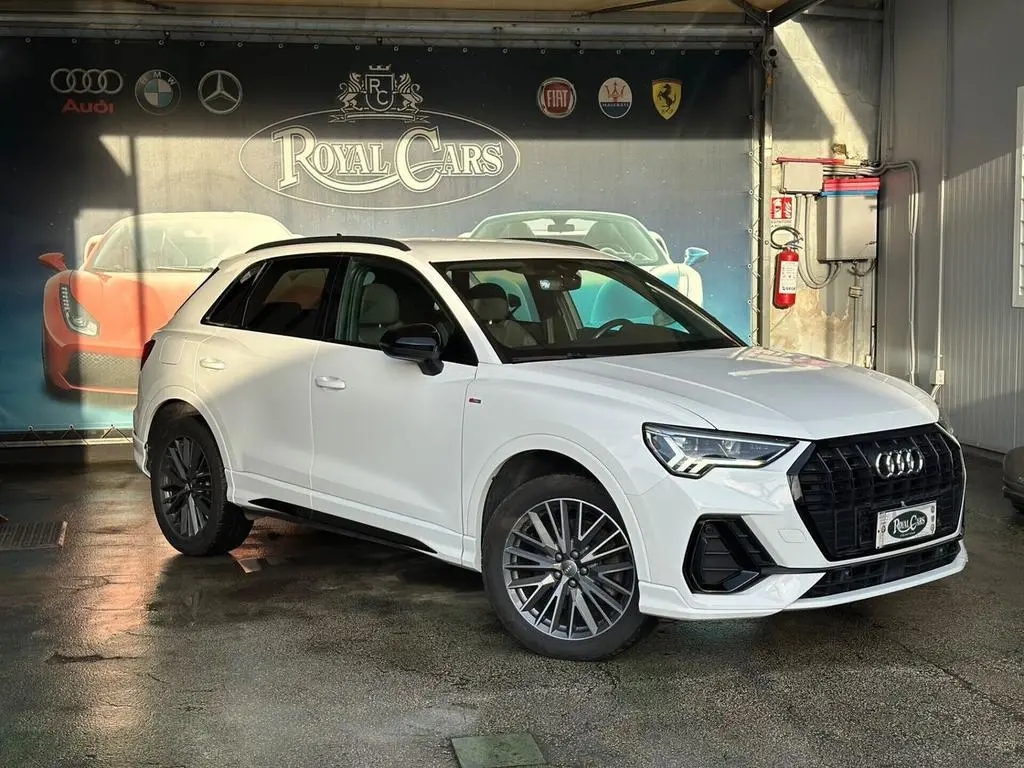 Main__Slider__Photo:Audi Q3 40 TDI Quattro S-Tronic/S-Line Edition 06/2019-1