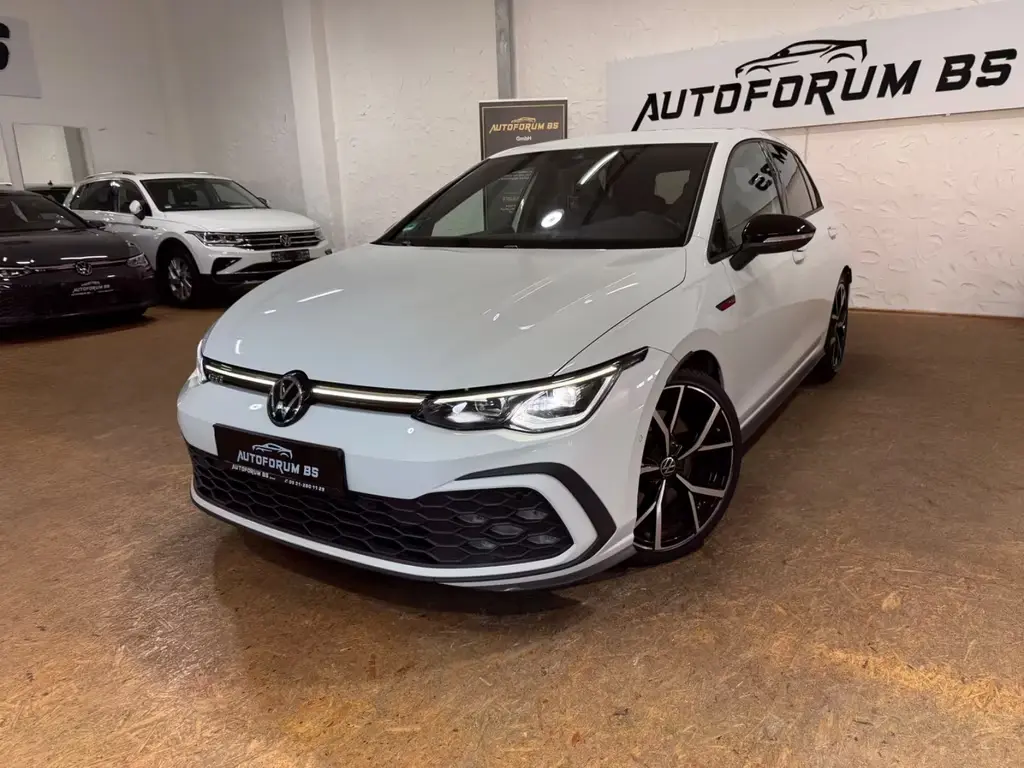Main__Slider__Photo:Volkswagen Golf VIII Lim. GTI 2.0TSI DSG/SOUND/CAM/ACC/19" 11/2022-0