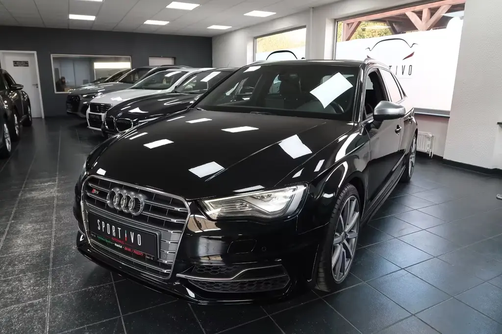 Main__Slider__Photo:Audi S3 Sportback 2.0 TFSI quattro*Carplay*Led*Pdc* 03/2015-0