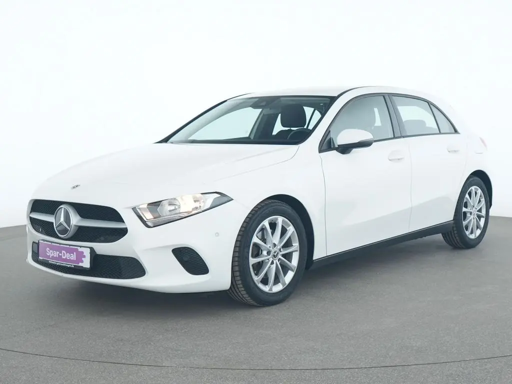 Main__Slider__Photo:Mercedes-Benz A-Class 200 Navi|Park-Assistent|Tempomat|Sitzheizung 08/2022-0