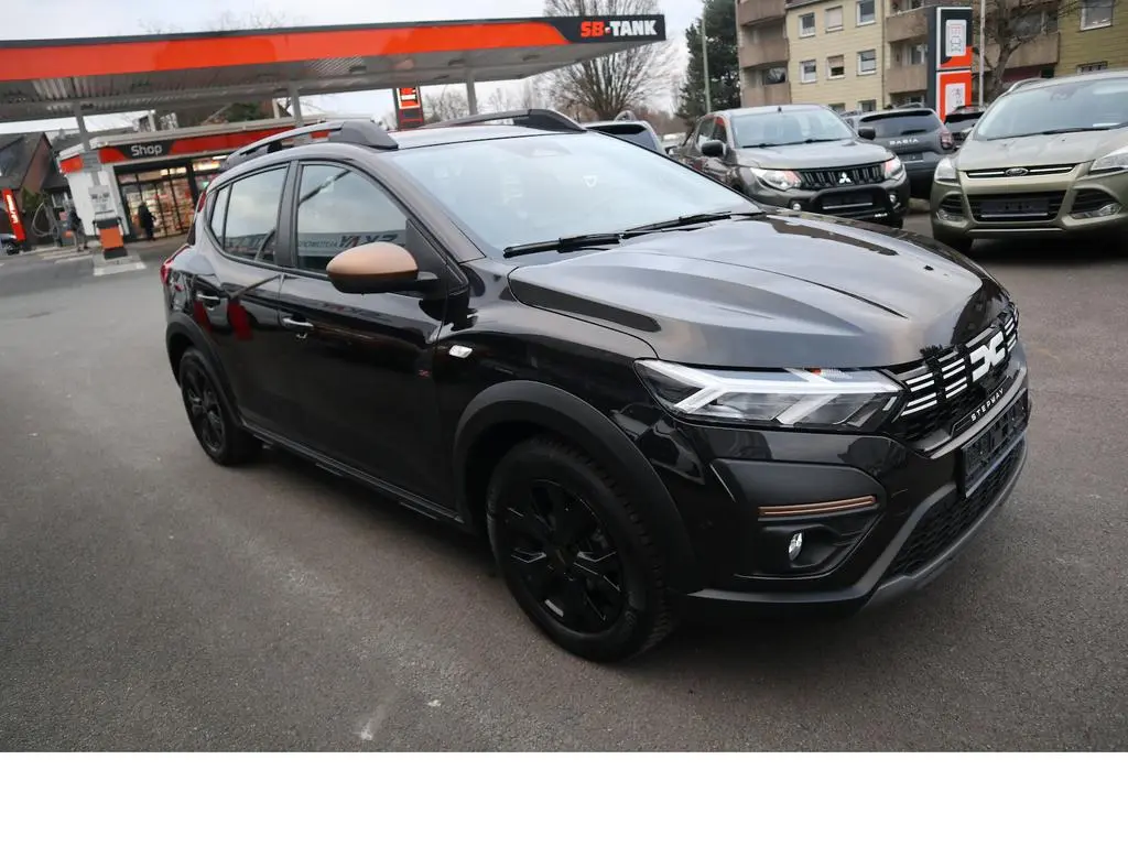 Main__Slider__Photo:Dacia Sandero Stepway Extreme Navi Scheckheftgepflegt 10/2024-0