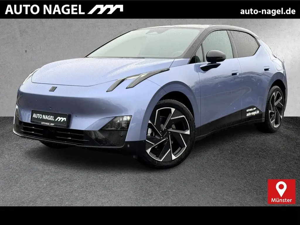 Main__Slider__Photo:Lynk&Co 02 More 66kWh null-0