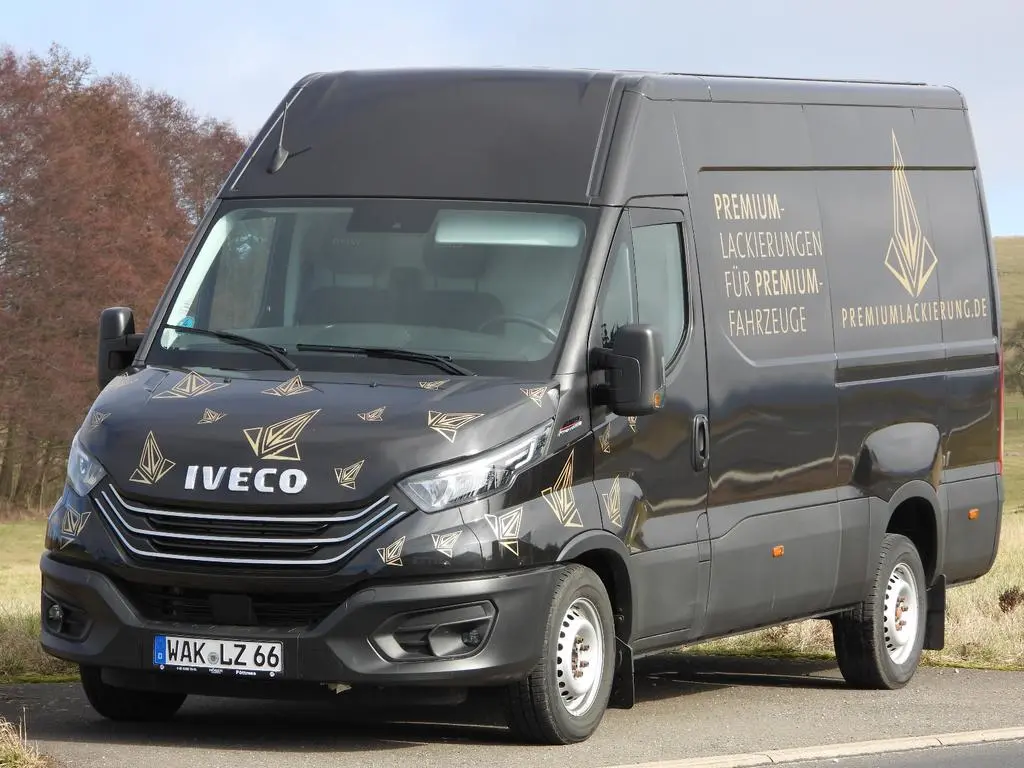 Main__Slider__Photo:Iveco Daily 35S18 3,0L Diesel H2L3 09/2022-0