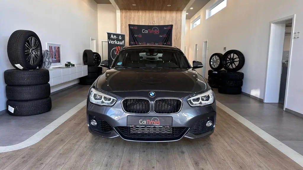Main__Slider__Photo:BMW 1 Series 120d Limousine Edition M Sport 04/2019-0