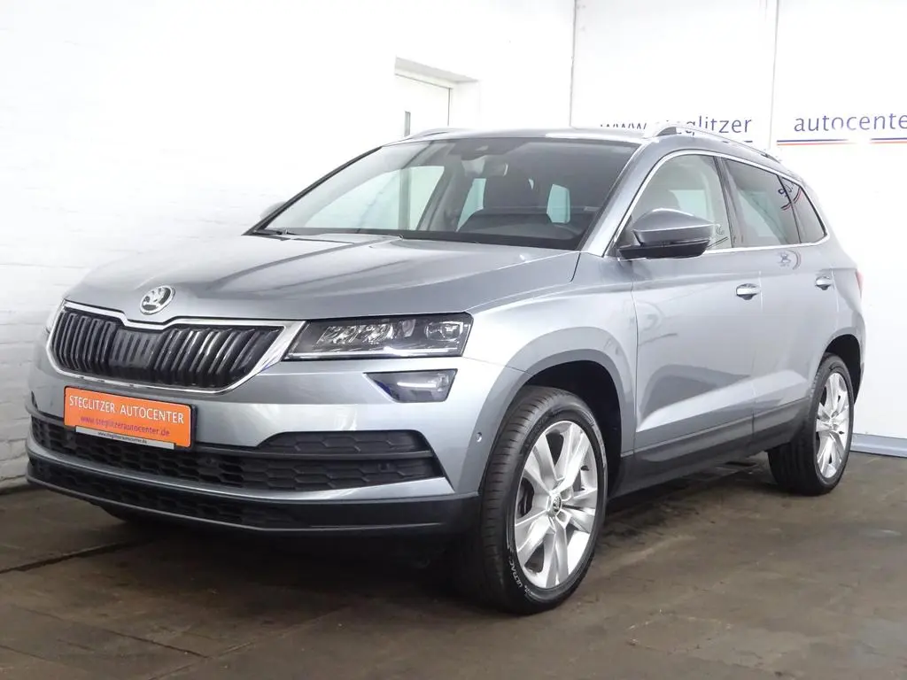Main__Slider__Photo:Skoda Karoq 1.5 TSI ACT Style DSG ACC/LED/Kamera/Navi 10/2017-0