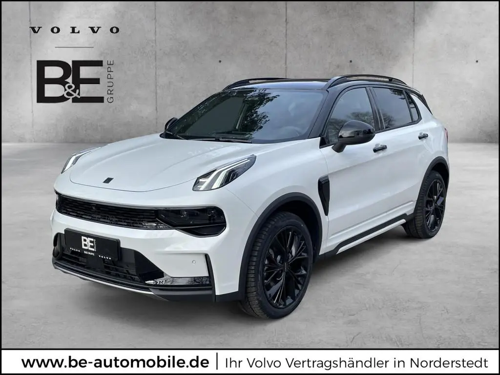 Main__Slider__Photo:Lynk&Co 01 PHEV More FACELIFT 12/2025-0